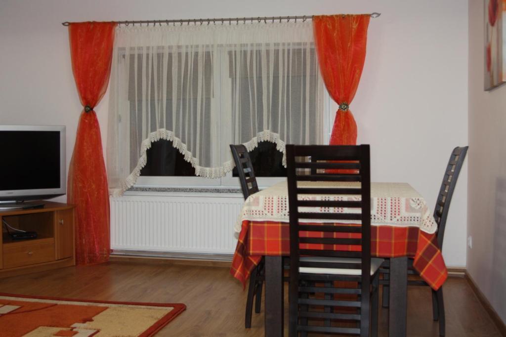 B&B Vis A Vis Zamku Malbork Phòng bức ảnh